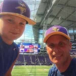 Meet your Posher, Dylan